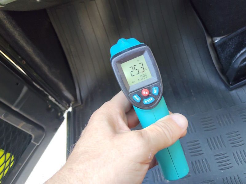 Thermal footwell temperature after insulation reading 25 degrees Celsius