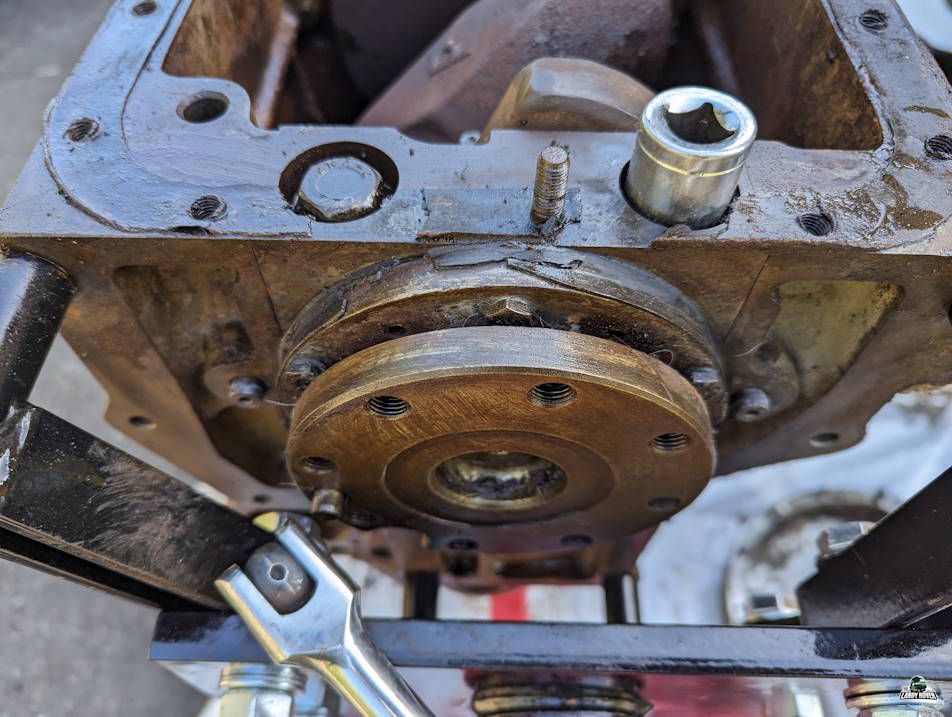 Engine main journals engineering view