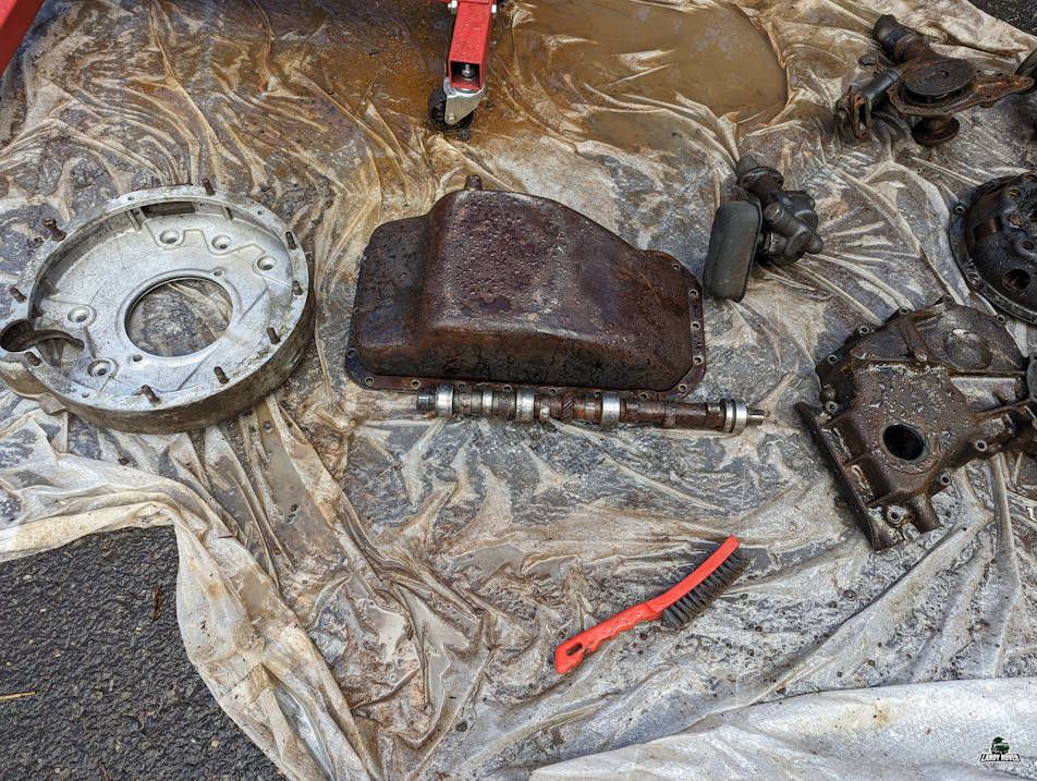 Flywheel back side connection hub frame details