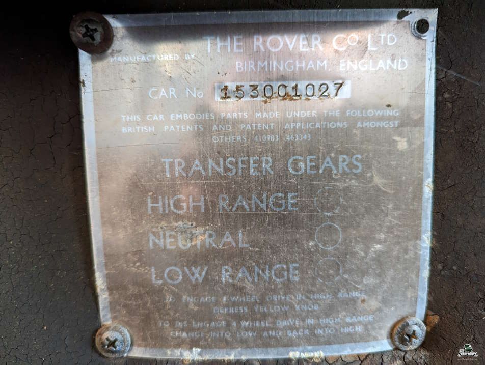 Compliance metadata plate asset location
